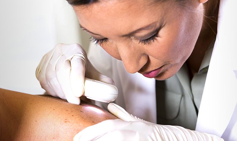 SVILUPPATO CON DERMATOLOGI